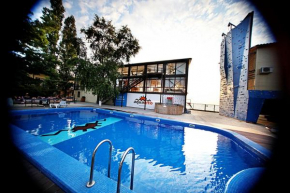 Akvatoriya Leta Sport Club-Hotel
